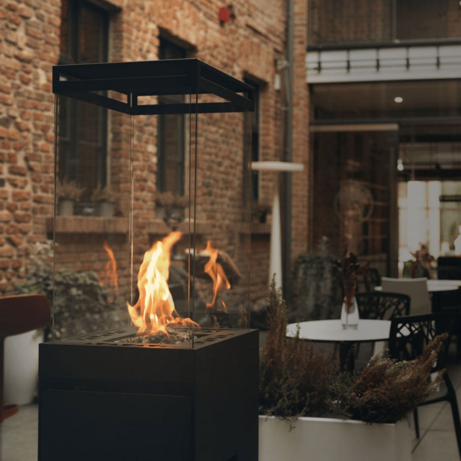 Semineu pe gaz pentru exterior Planika, LIGHTHOUSE BLACK